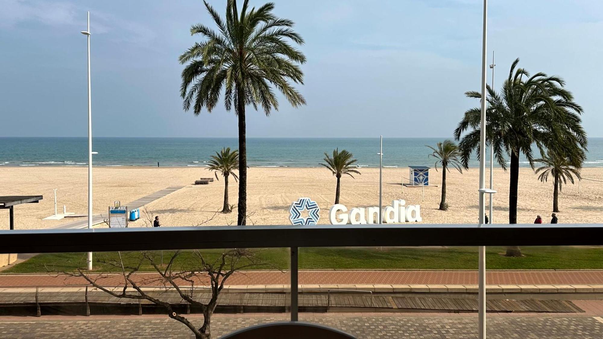 Capri Gandia Primera Linea - Alquiler Solo Familias * Playa de Gandia